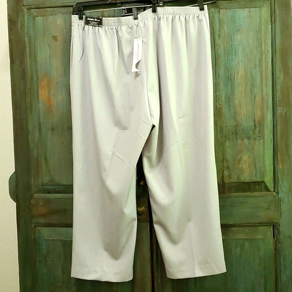 Alfred Dunner Women's Proportioned Short Wide Leg Pant, Size 22W, NWT - Picture 2 of 9